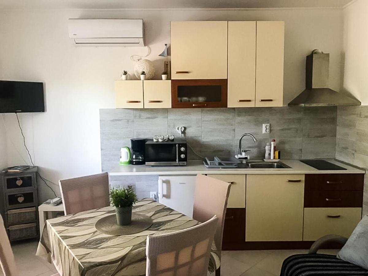 Apartments Sea Star Ivana Marina Zewnętrze zdjęcie